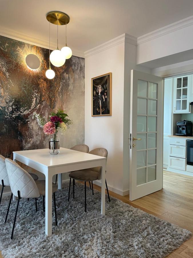 Premium Central Apartment ブラショフ エクステリア 写真