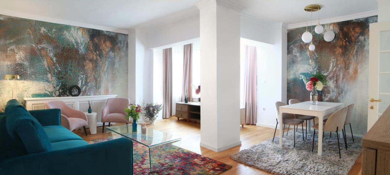 Premium Central Apartment ブラショフ エクステリア 写真