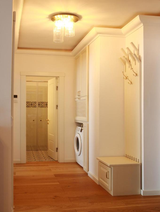 Premium Central Apartment ブラショフ エクステリア 写真